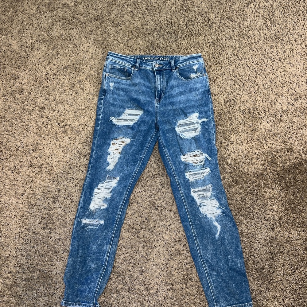 American Eagle Outfitters Women's Blue Distressed Jeans
